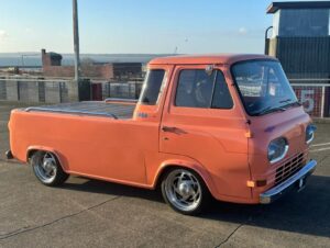 6 Ford Econoline